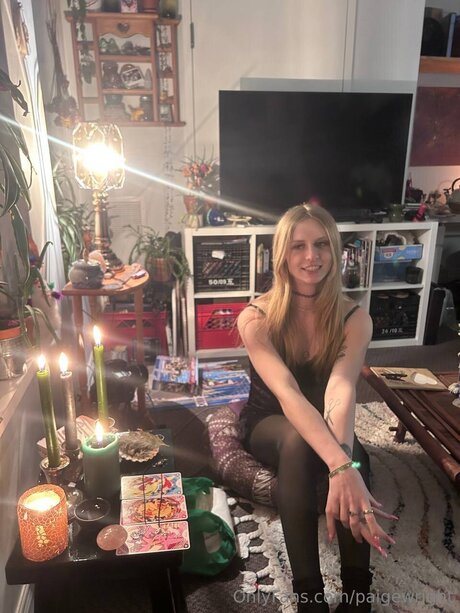 Paigewright nice model picture