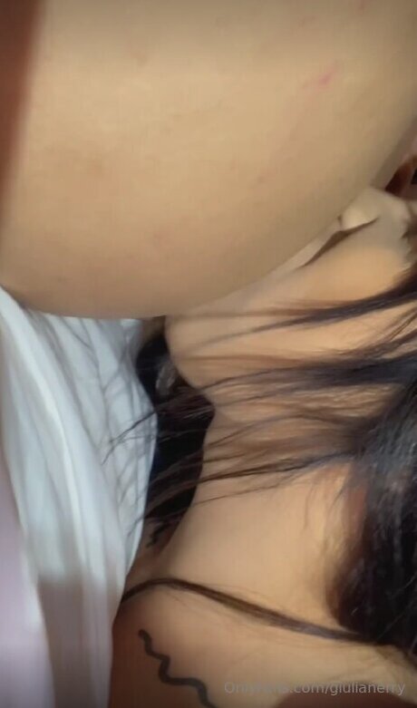 Giulianerry model hot pictures