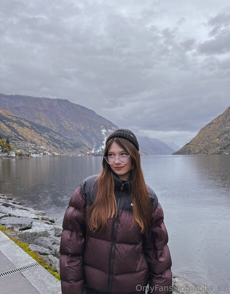 Lolla Sin free pornstar image