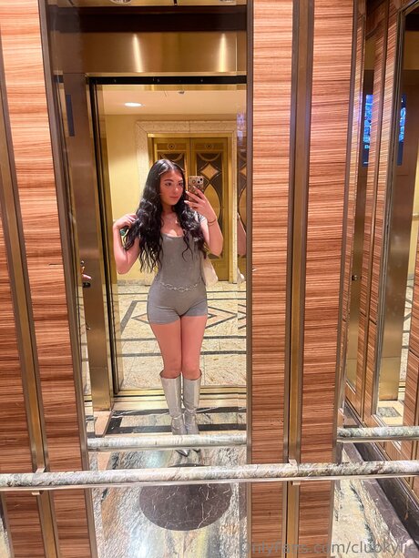 Clubkylie star pornographic pic