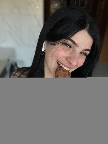 Ellyberry pornstar xxx photo