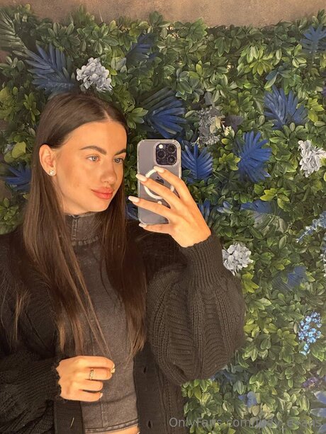 Judy Evans star hd images