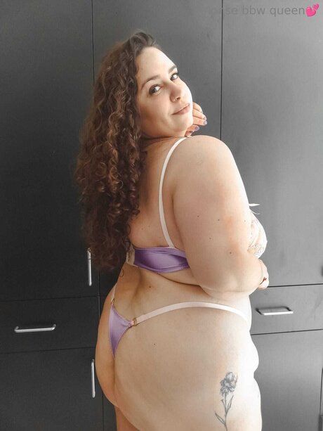 Monsebbwqueen model nude galleries