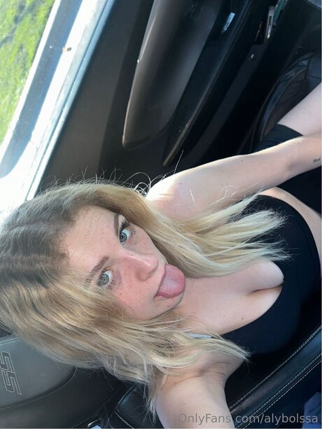 Alybolssa model nudes photos