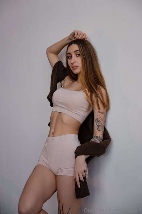 Danaqis pornstar image