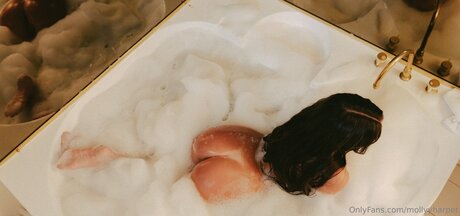 Mollyyharper star art gallery