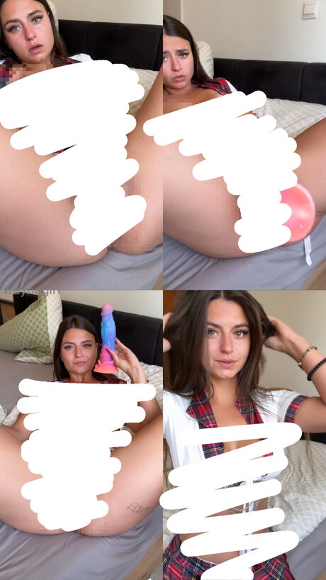 Waynegirlfree model exclusive pic