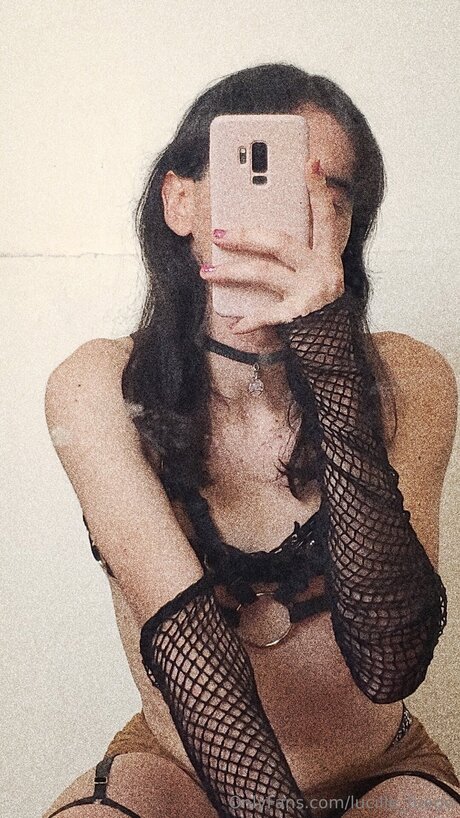 Lucille Fuego free model image