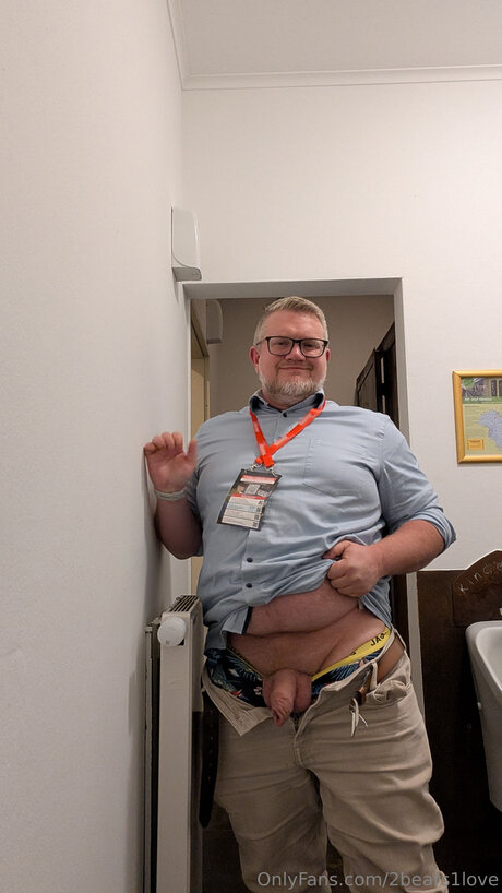 2bears1love hd star img