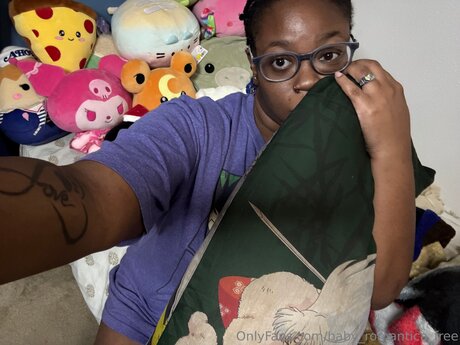 Baby Romantica Free nude model pic