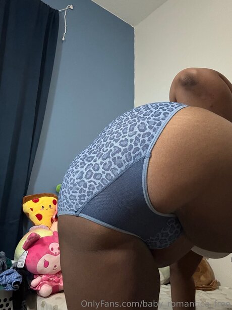 Baby Romantica Free porn model pic