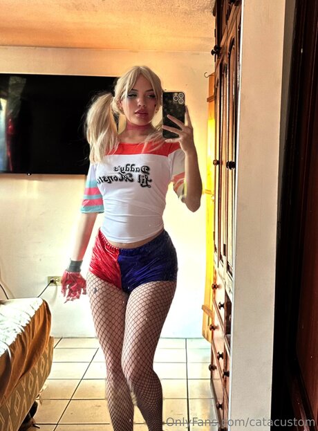 Catacustom beautiful model pics