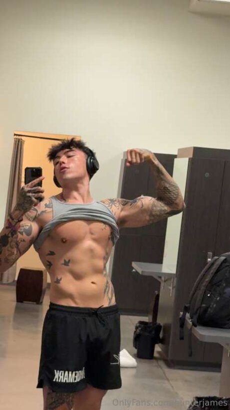 Hunterjames pretty model archive