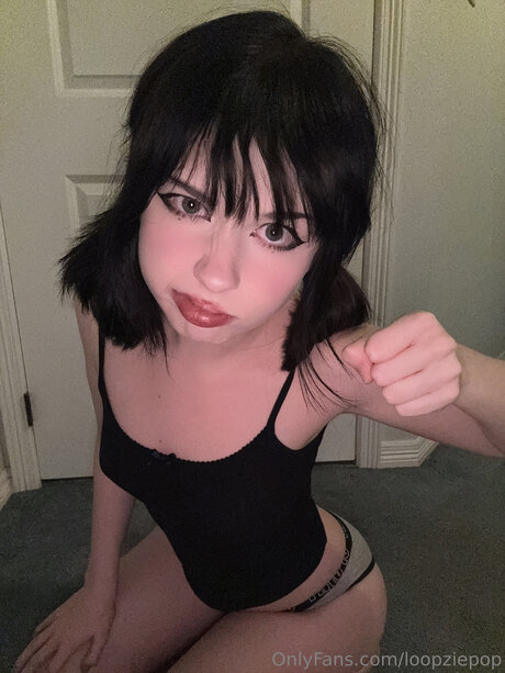 Loopziepop pornstar nudes photos