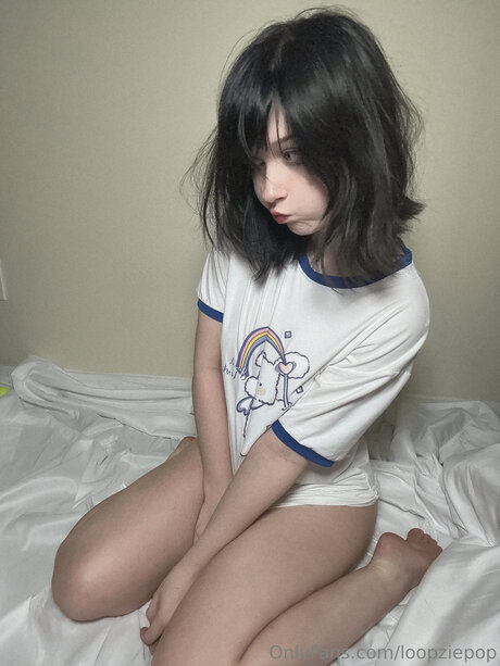 Loopziepop sexy pornstar pics
