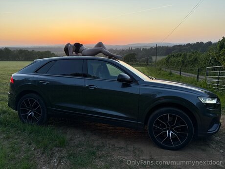 Mummynextdoor exclusive actress pics