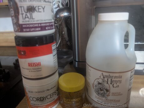 Natures Lil Nymp top star photo