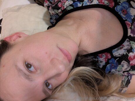 Natures Lil Nymp pornstar adult pic