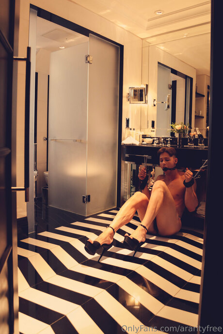 Ararityfree nice pornstar pic