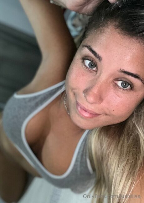 Justelisa model pretty photos