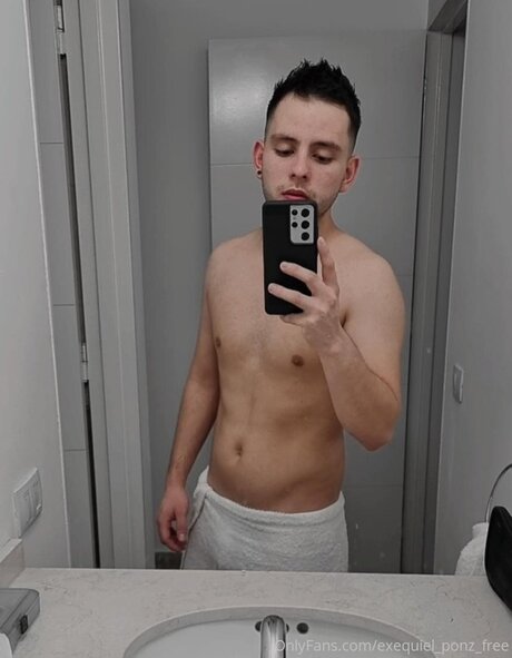 latina feet onlyfans free nude photos