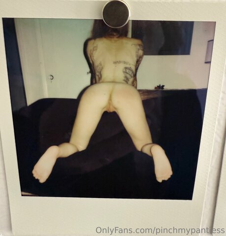 Pinchmypantiess xxx pornstar pics