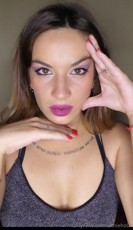 Annieho0t nice actress picture