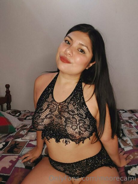 Moorecami beautiful actress pictures