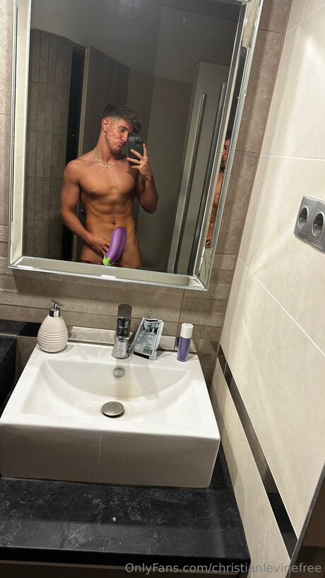 Christianlevine Straight hot model archive