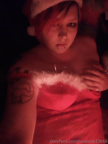 Lunalove13666 star adult pics