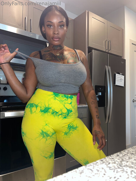 Yourfavgirlrw pornstar nude picture