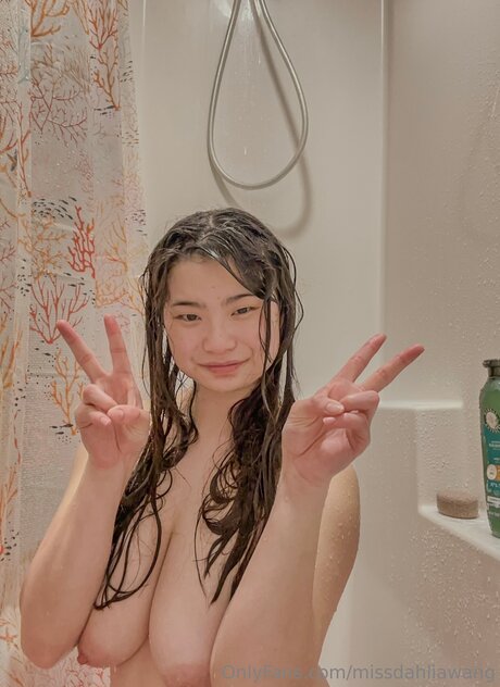 amateur mom onlyfans art naked photo