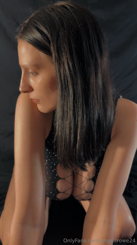 Angelcrowe24 star porn img