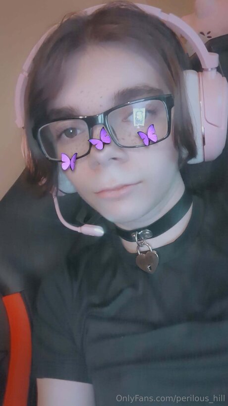 Perilous Hill star top img