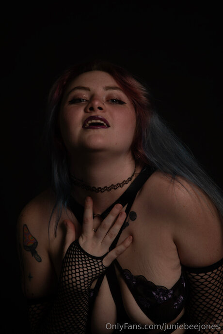 Juniebeejones best pornstar pics