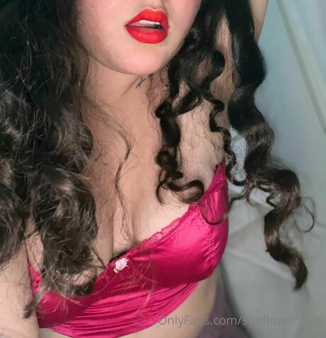 Sunflower Jessie sex actress archive