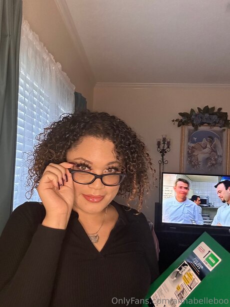 Annabellebooo actress photo