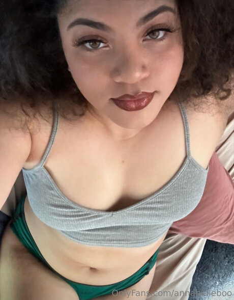 Annabellebooo pornstar nice pic