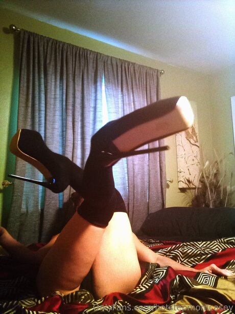 Hotstepmomcasey high quality star pics