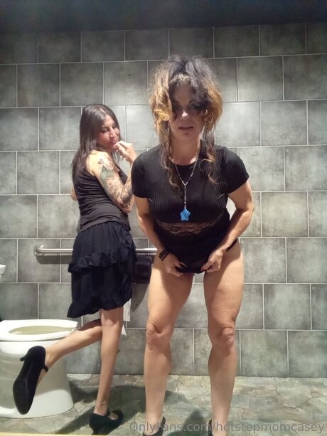 Hotstepmomcasey nudes model pics