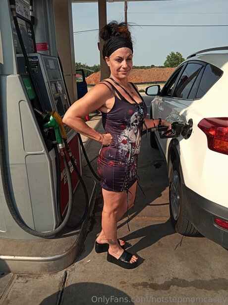 Hotstepmomcasey naked actress img