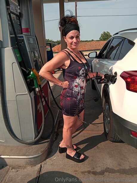 Hotstepmomcasey perfect model photo