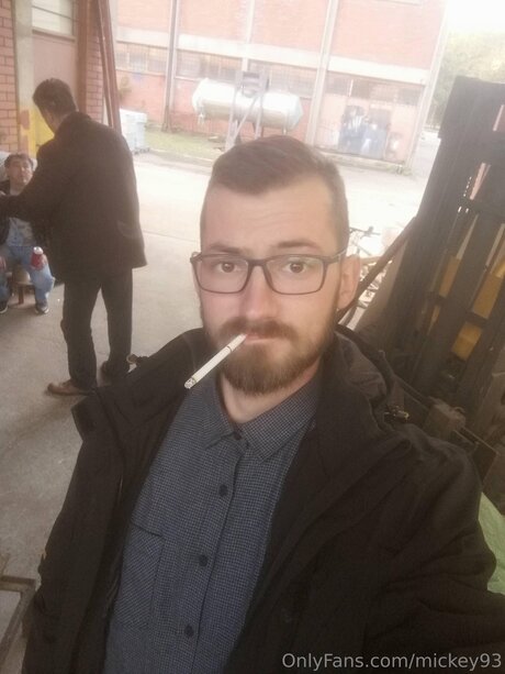 Mickey93 pornstar nude images