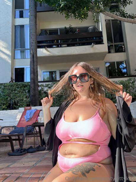 Peatykittykiss hot star galleries