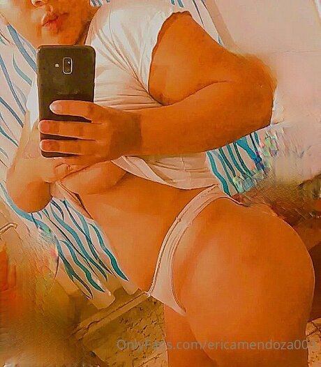 Ericamendoza003 erotic pornstar picture