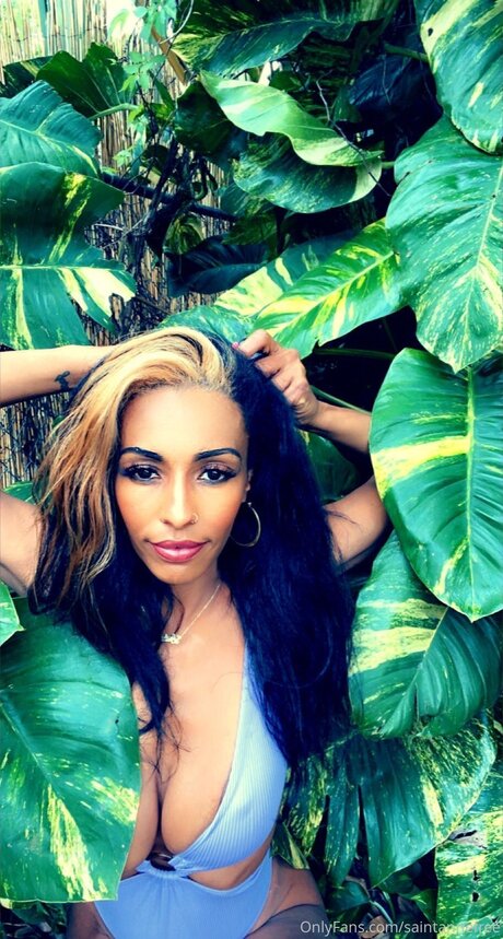 Saintannefree pretty model pictures