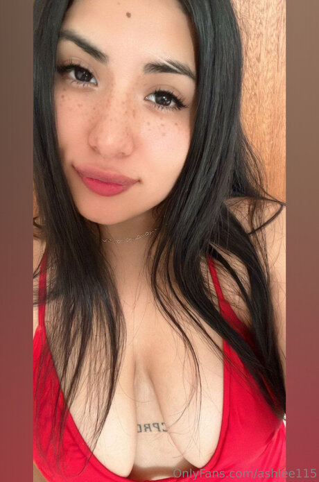 Ashlee115 Profile Photo
