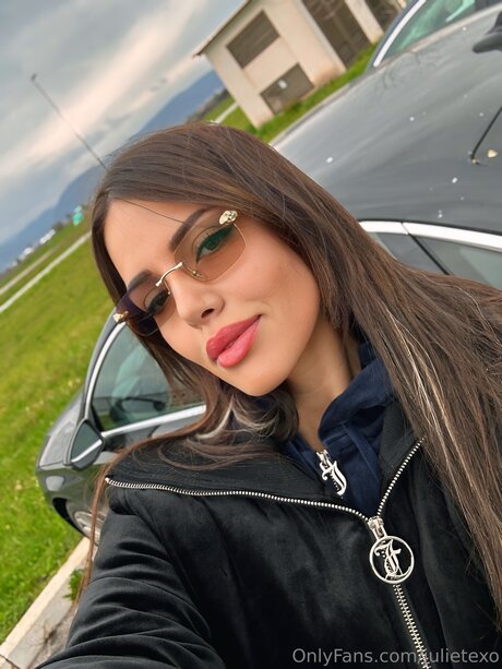 Julietexo model art pic