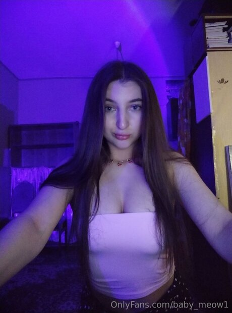 Baby Meow1 sexy model gallery