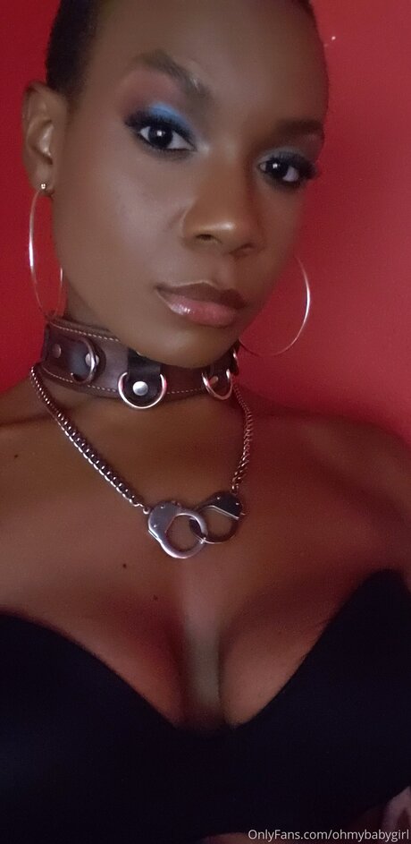 Ohmybabygirl pornographic model picture